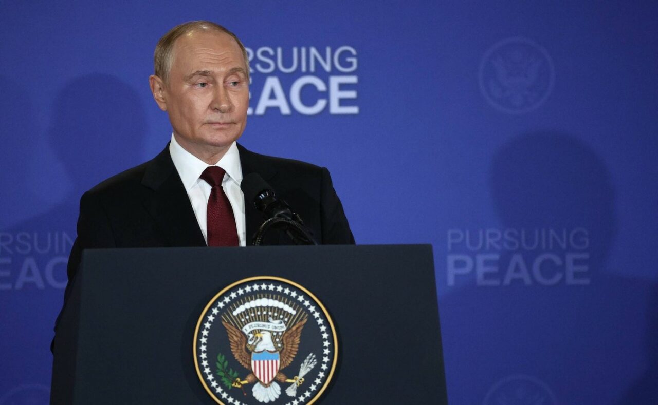 OBSESIA sferelor de influență. De ce îi este atât de greu lui Putin să pună capăt războiului din Ucraina?