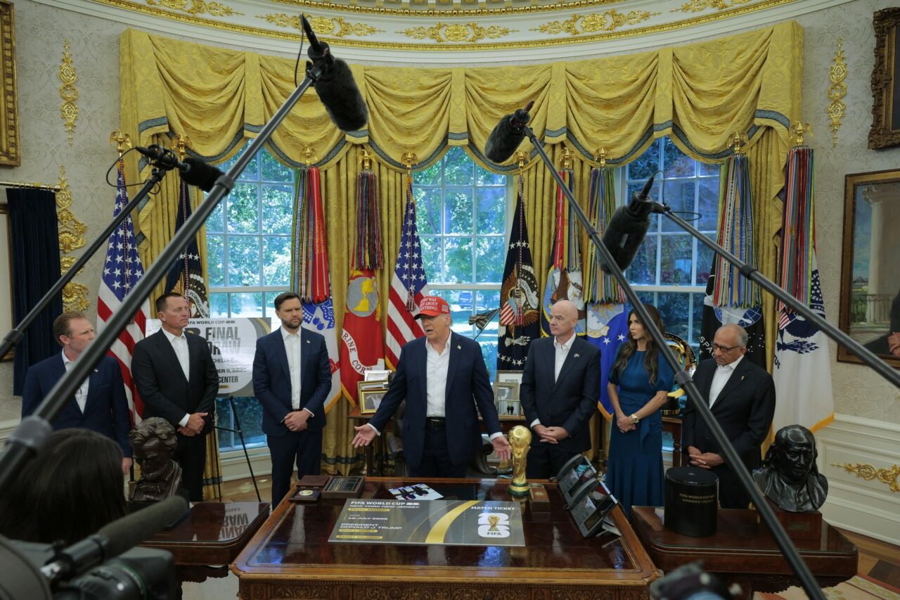 Trump va stabili în scurt timp ABORDAREA față de războiul din Ucraina /„Vor fi sancțiuni masive sau poate că nu vom face nimic”