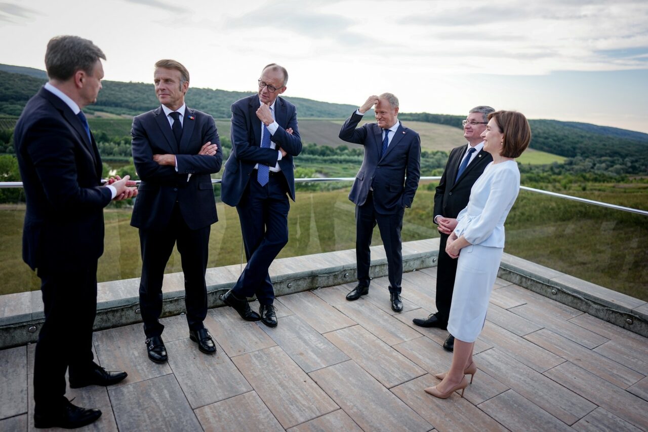 Macron reafirmă sprijinul Franței pentru Republica Moldova și denunță „propaganda” RUSIEI /„Sunt minciuni, UE nu este Uniunea Sovietică”