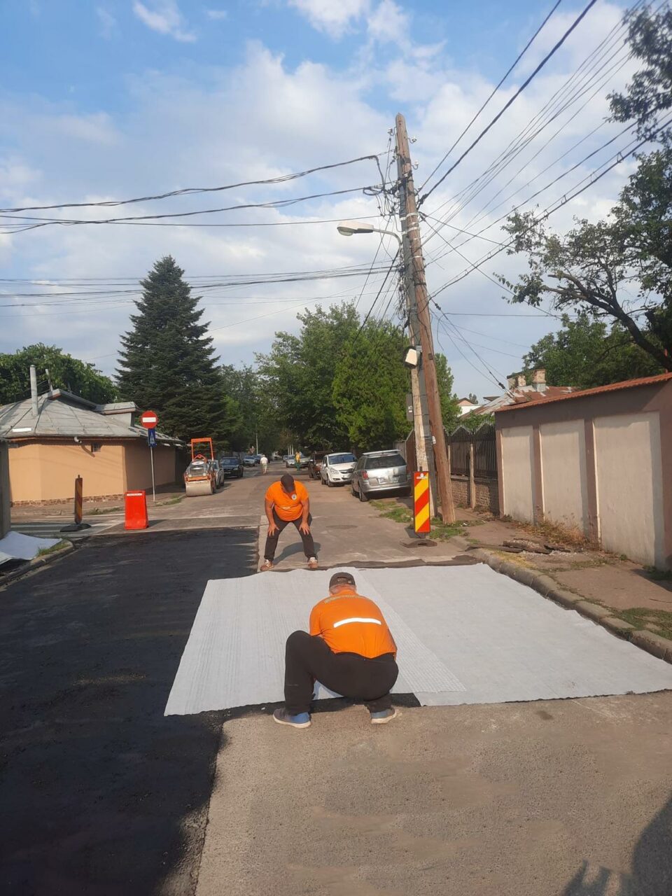 (P) Refaceri stradale în zona Humulești, artera care face legătura cu Prelungirea Ferentari