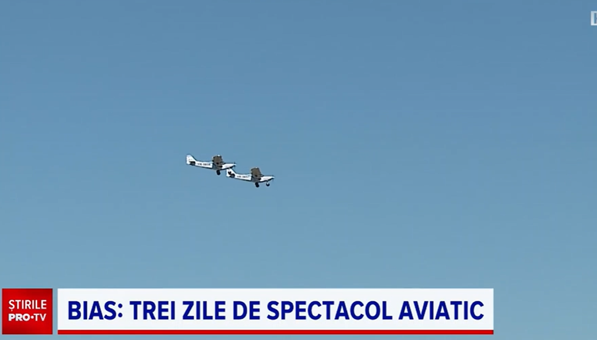 BIAS 2025, cel mai mare show aviatic din România, începe mâine. Două românce scriu istorie: una e pilot de acrobație, iar cealaltă pilotează un F16