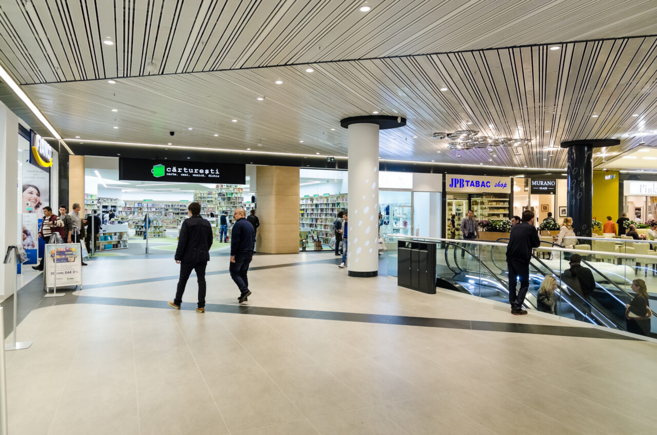 Mall-uri în care cad VICTIME copii. Conducerea, acuzată că nu și-a respectat obligațiile de securitate