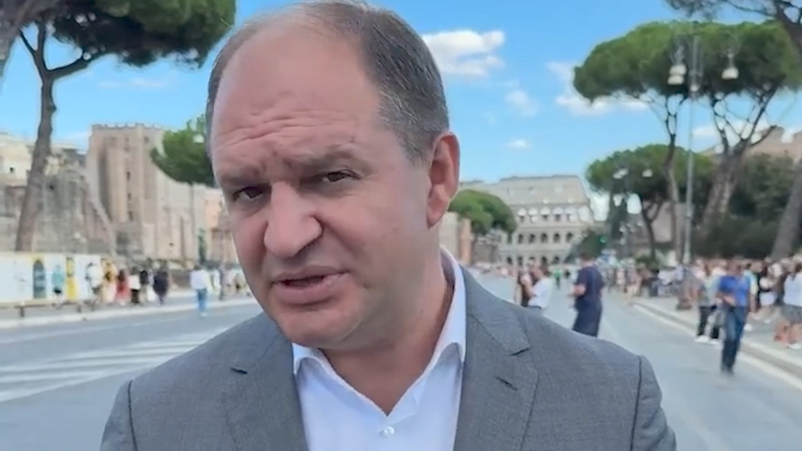 Primarul Chișinăului, Ion Ceban, interzis în România, ajunge în Italia