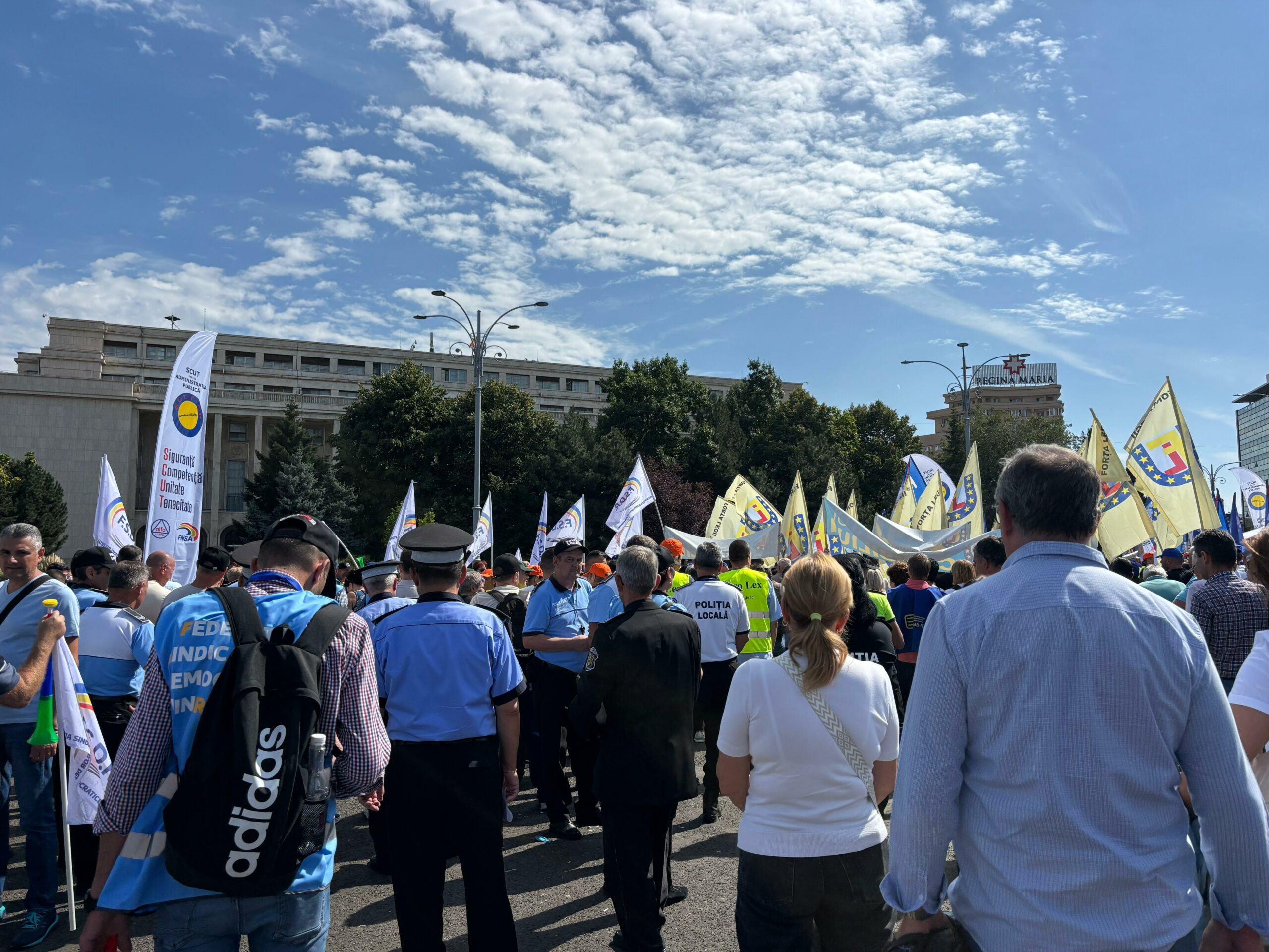Protest masiv pentru creșterea salariului minim în București