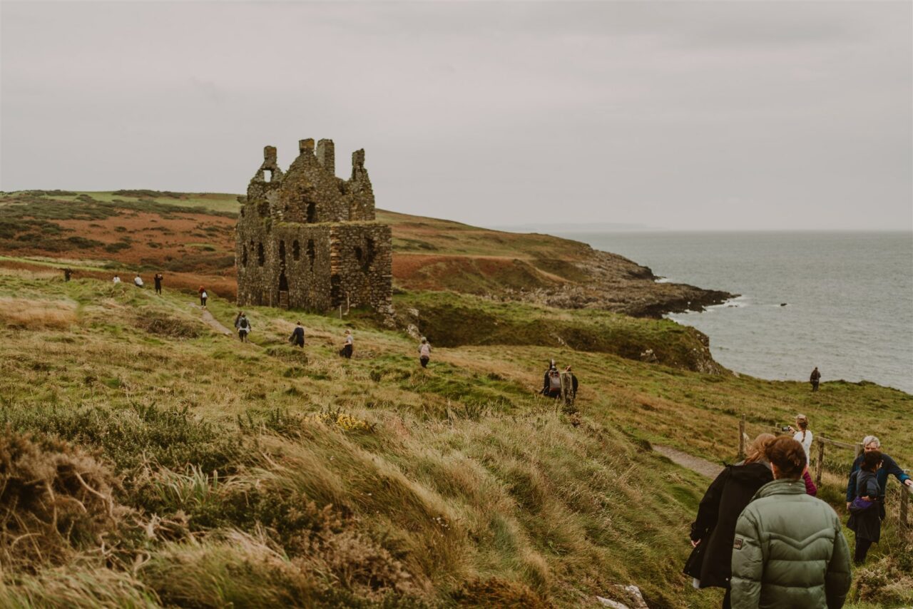 CASTEL legendar, „bântuit” de povești cu fantome, scos la vânzare la prețul unei garsoniere noi în București