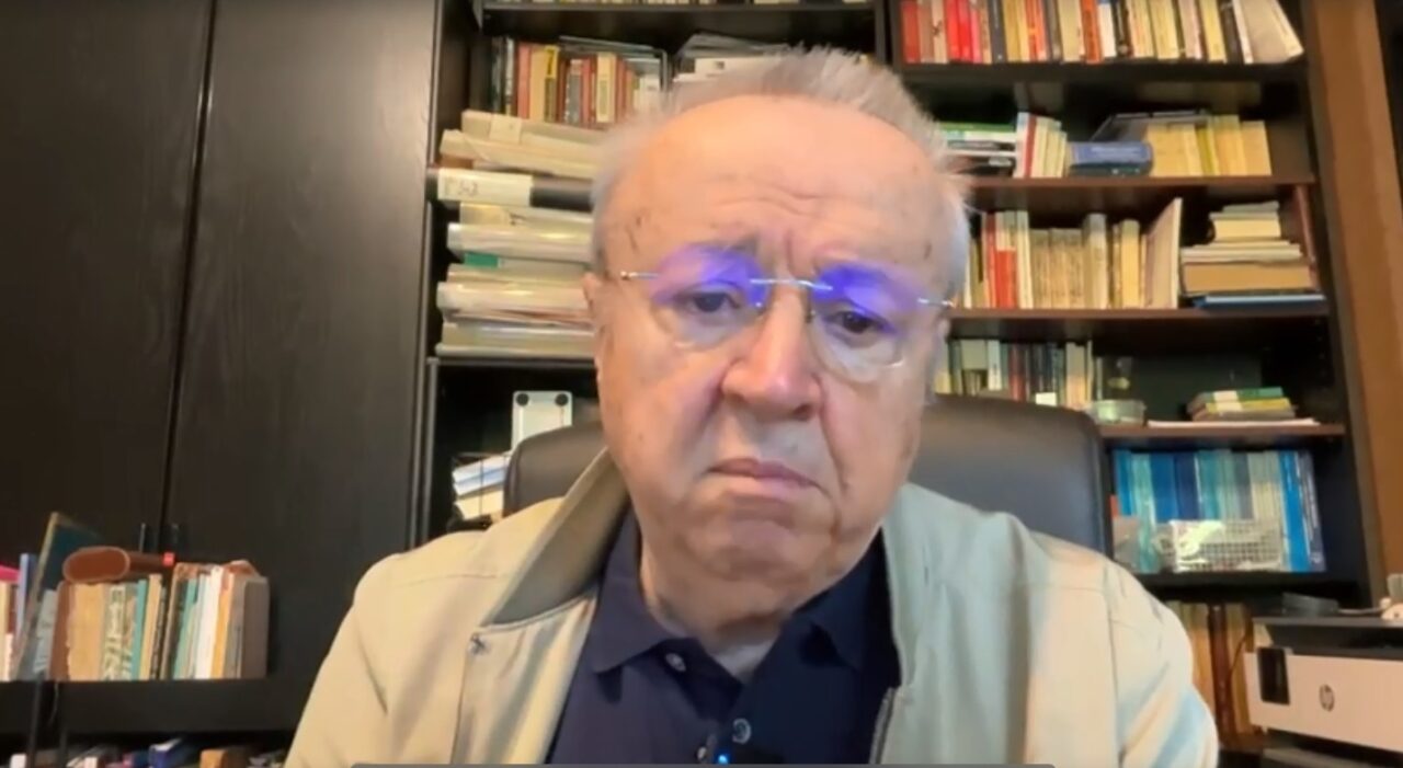 Ion Cristoiu: „Recunoașterea statului palestinian sau Cucurigismul lui Emmanuel MACRON”