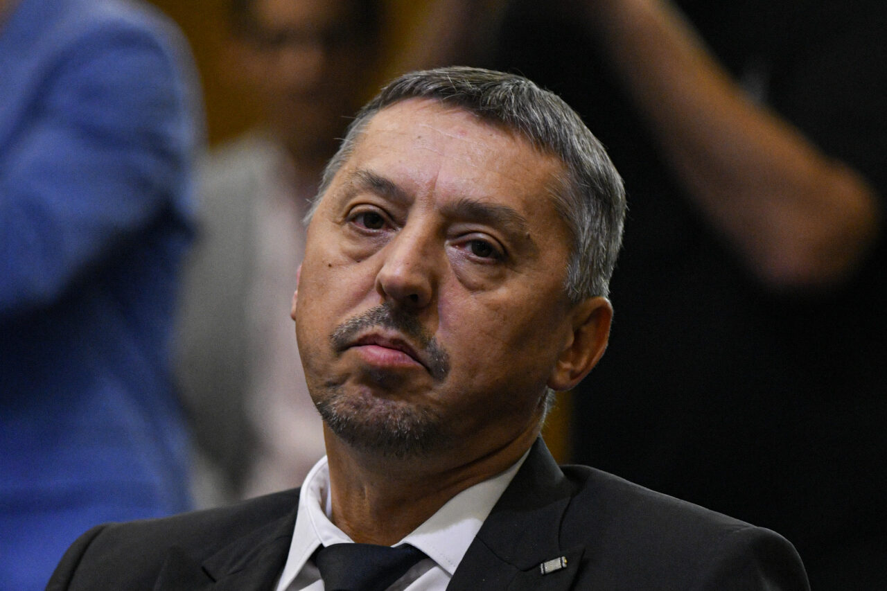 Daniel David susține că nu și-a dat DEMISIA pentru a nu afecta stabilitatea financiară a României: „Era un moment excelent să plec”