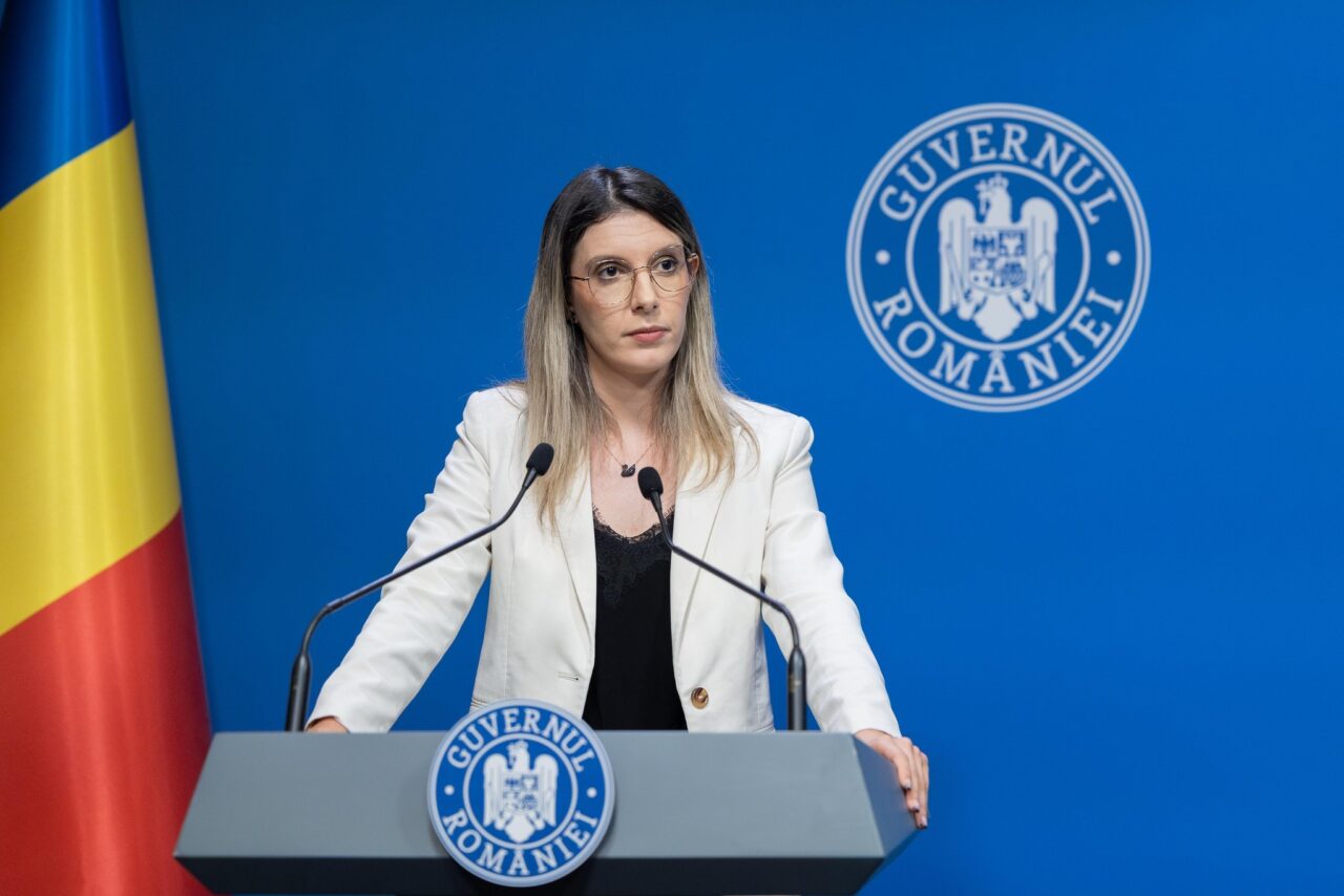 Diana Buzoianu l-a DEMIS pe directorul Apelor Române. „Este nevoie să aducem transparență”