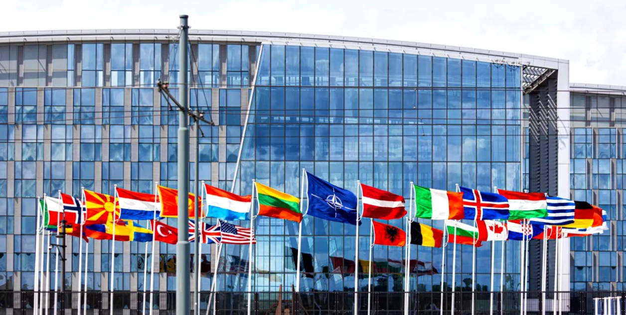 Articolul 4 al NATO, activat la cererea Estoniei după incursiunea avioanelor rusești. La ora 11:00, ora României, Consiliul se reunește la Bruxelles