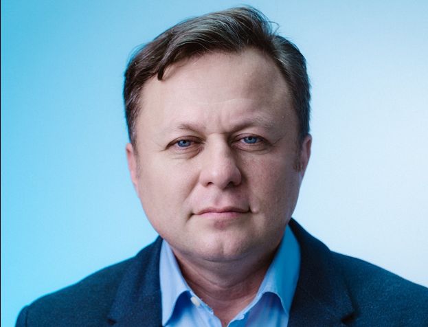 FOTO / Ce SALARIU a avut Dragoș Dolănescu ca deputat în Costa Rica. ”Am donat jumătate din această sumă”