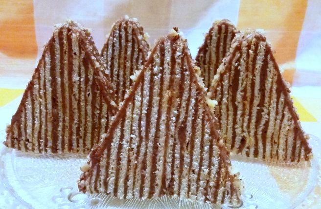 Cum se prepară cea mai delicioasă prăjitură. Ce ingrediente ai nevoie pentru Carpați