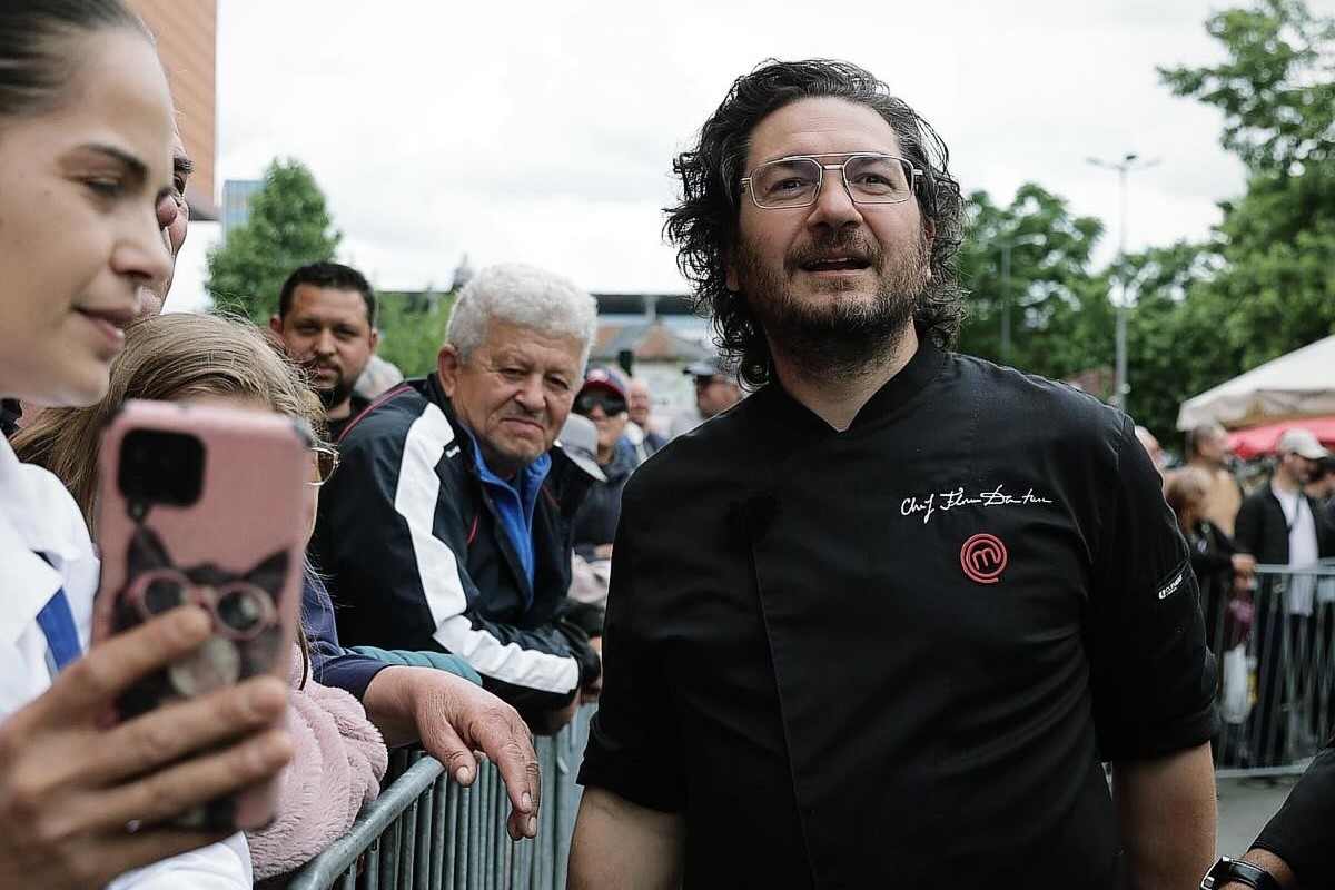 Chef Florin Dumitrescu, „victima” unei tentative de seducție, în timp ce se afla în spital cu soția sa. Avansurile făcute de o asistentă l-au șocat