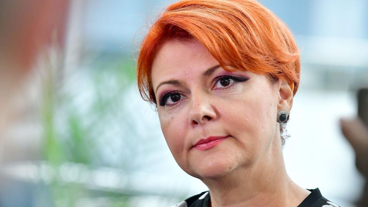 Lia Olguța Vasilescu, răspuns virulent la acuzațiile referitoare la noul parc din centrul Craiovei: „Nu am tăiat vreun copac, acolo era teren viran”