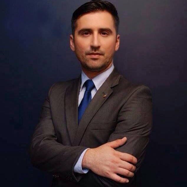 Director Comunicare Baia Mare, Cosmin Mesaroș