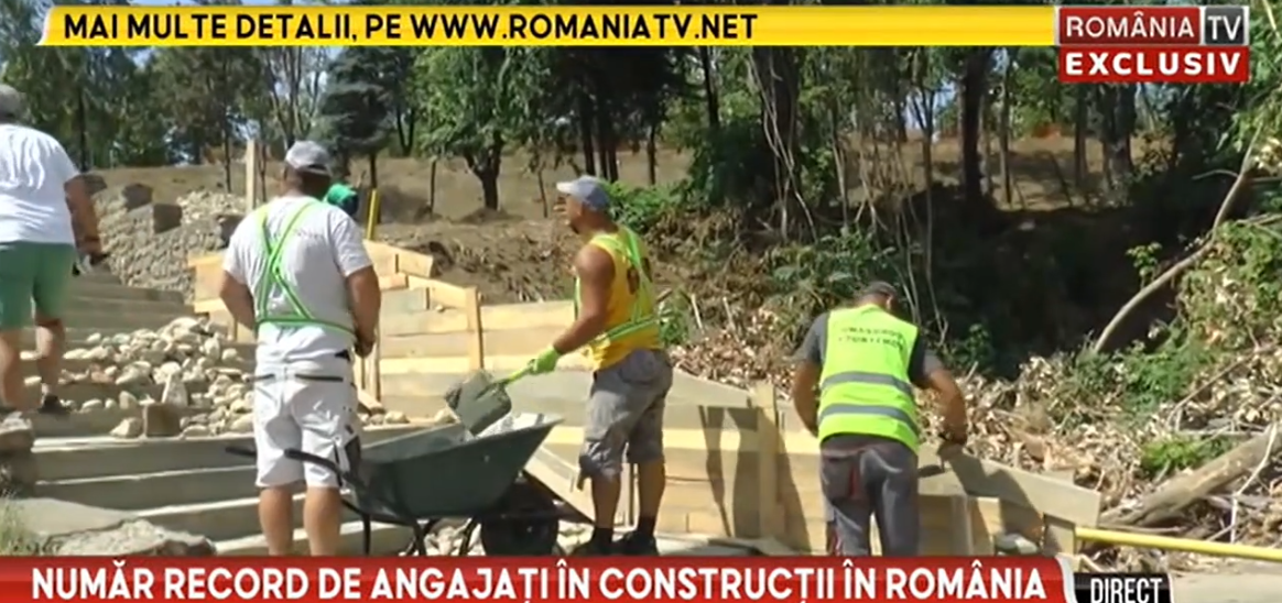 Număr record de angajați în construcții. Totuși, avansul este diminuat de majorarea TVA pentru construcțiile noi
