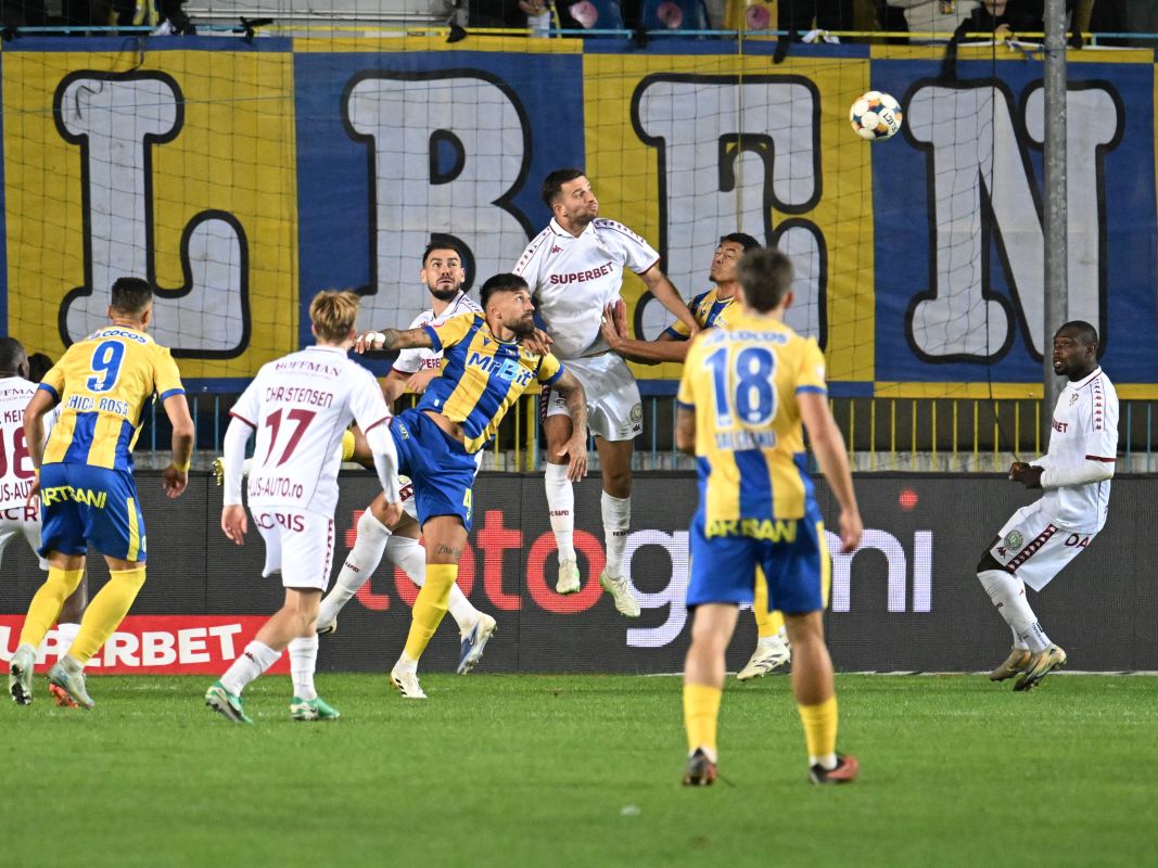 Un jucător de la Petrolul îl distruge pe ARBITRUL Bîrsan: „Unde să-mi duc mâna, să mi-o tai? A prins ură pe mine. E arogant”