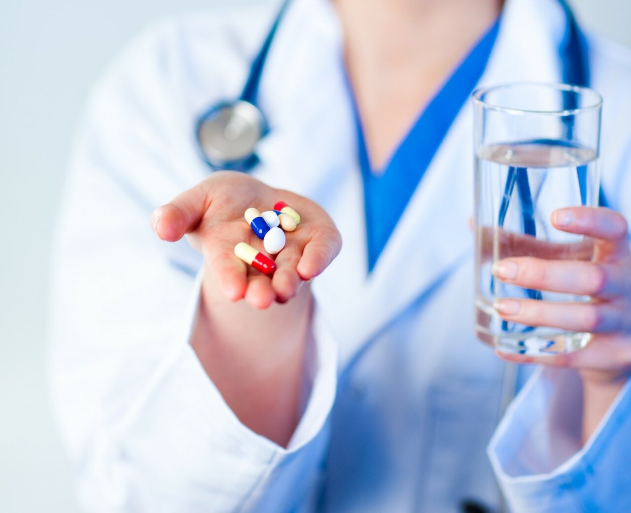 O nouă speranță pentru pacienții cu ALZHEIMER. Comisia Europeană aprobă primul tratament care poate încetini evoluția bolii