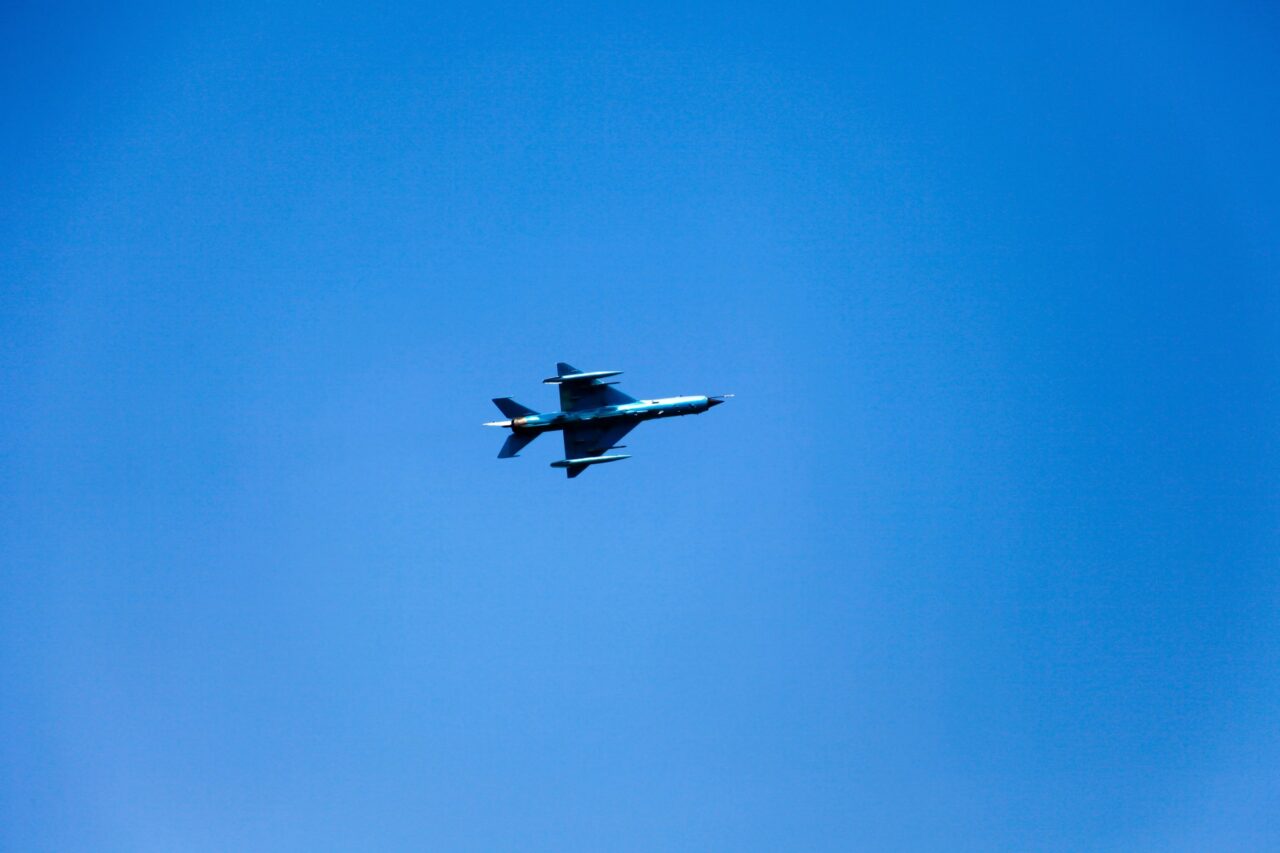 Rusia continuă PROVOCĂRILE /Avioane ruse au survolat la joasă altitudine o platformă petrolieră poloneză