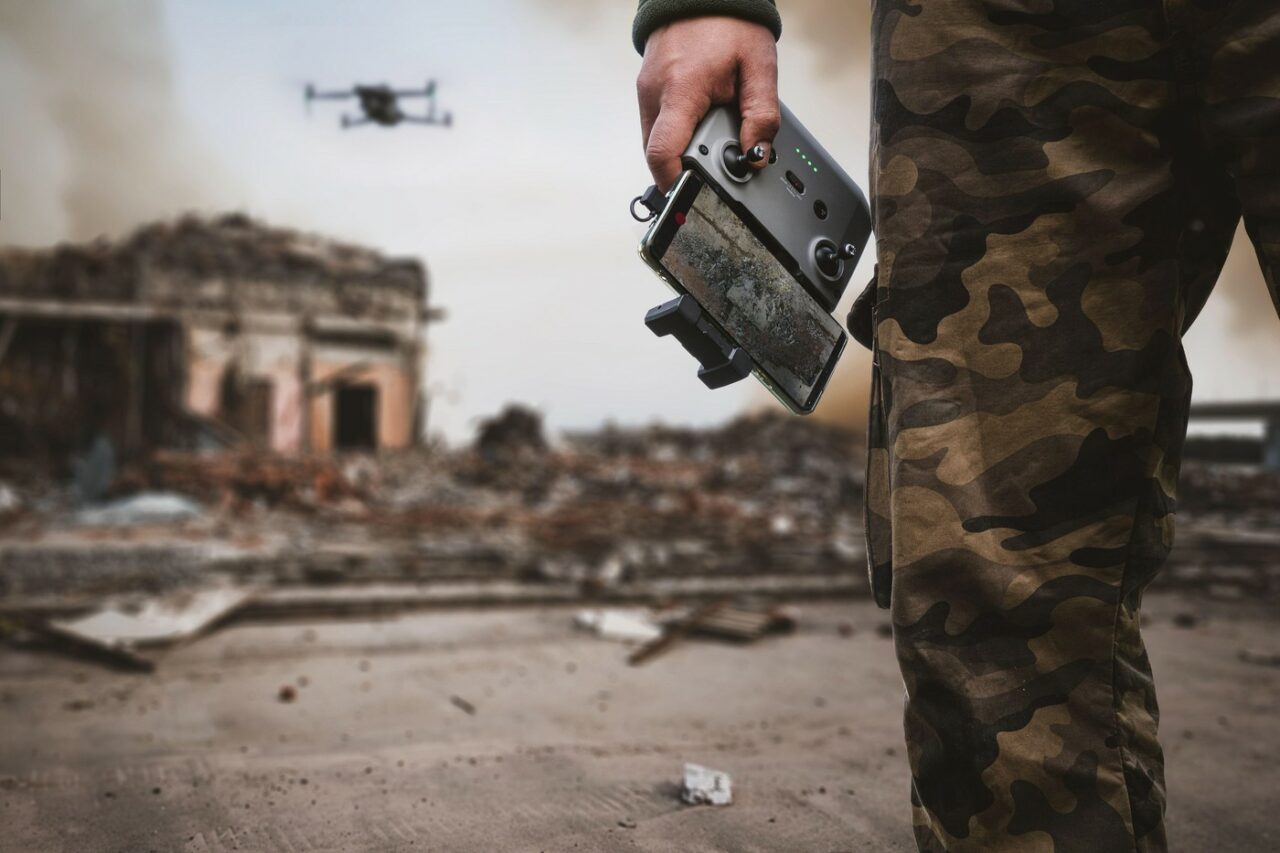 Zid de drone pentru apărarea flancului estic. Nu e un titlu de carte SF, ci parte din strategia UE pentru lupta cu Rusia