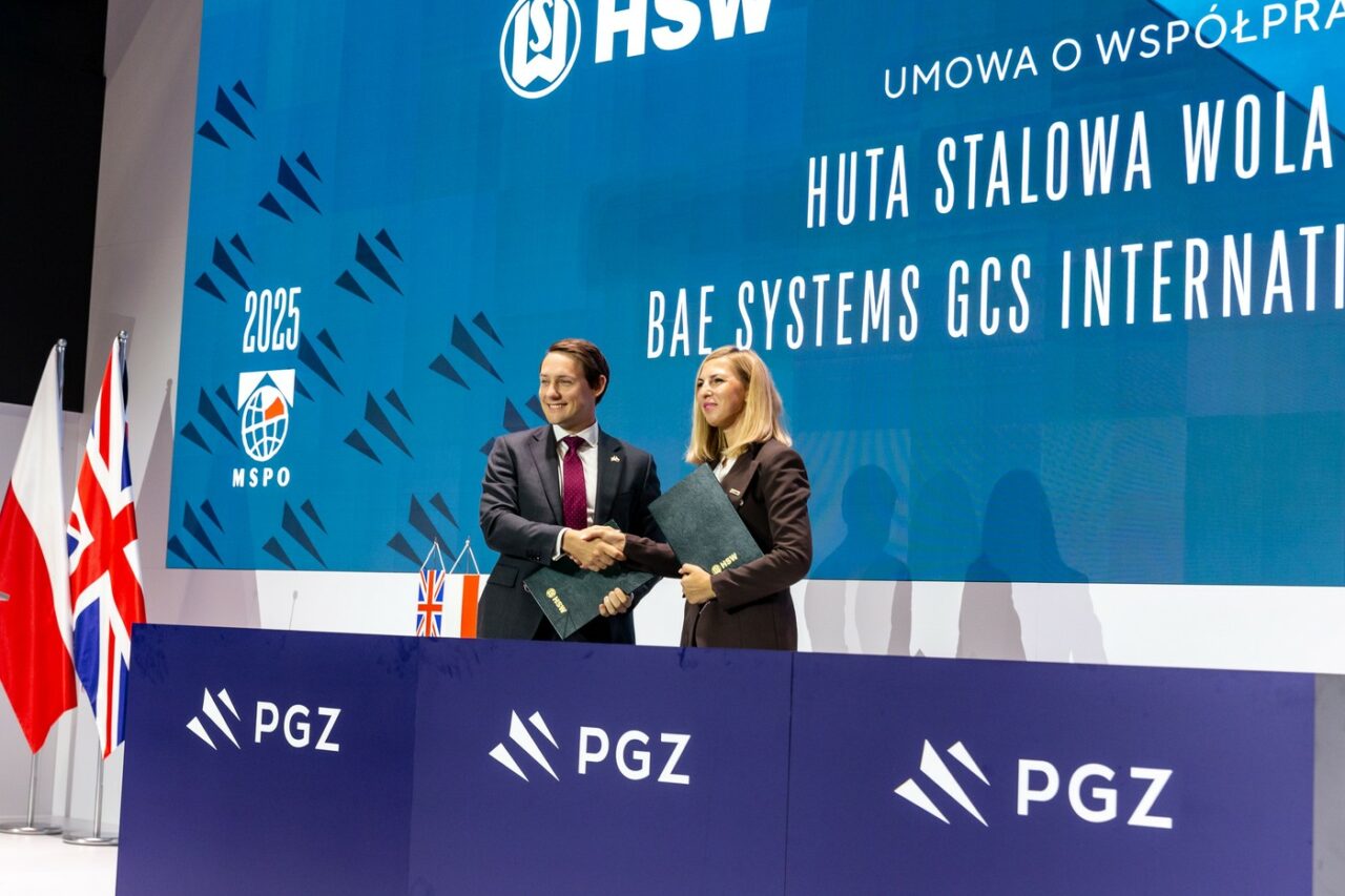 Polonia va folosi tehnologie de la BAE Systems pentru a construi o fabrică de armament de ultimă generație