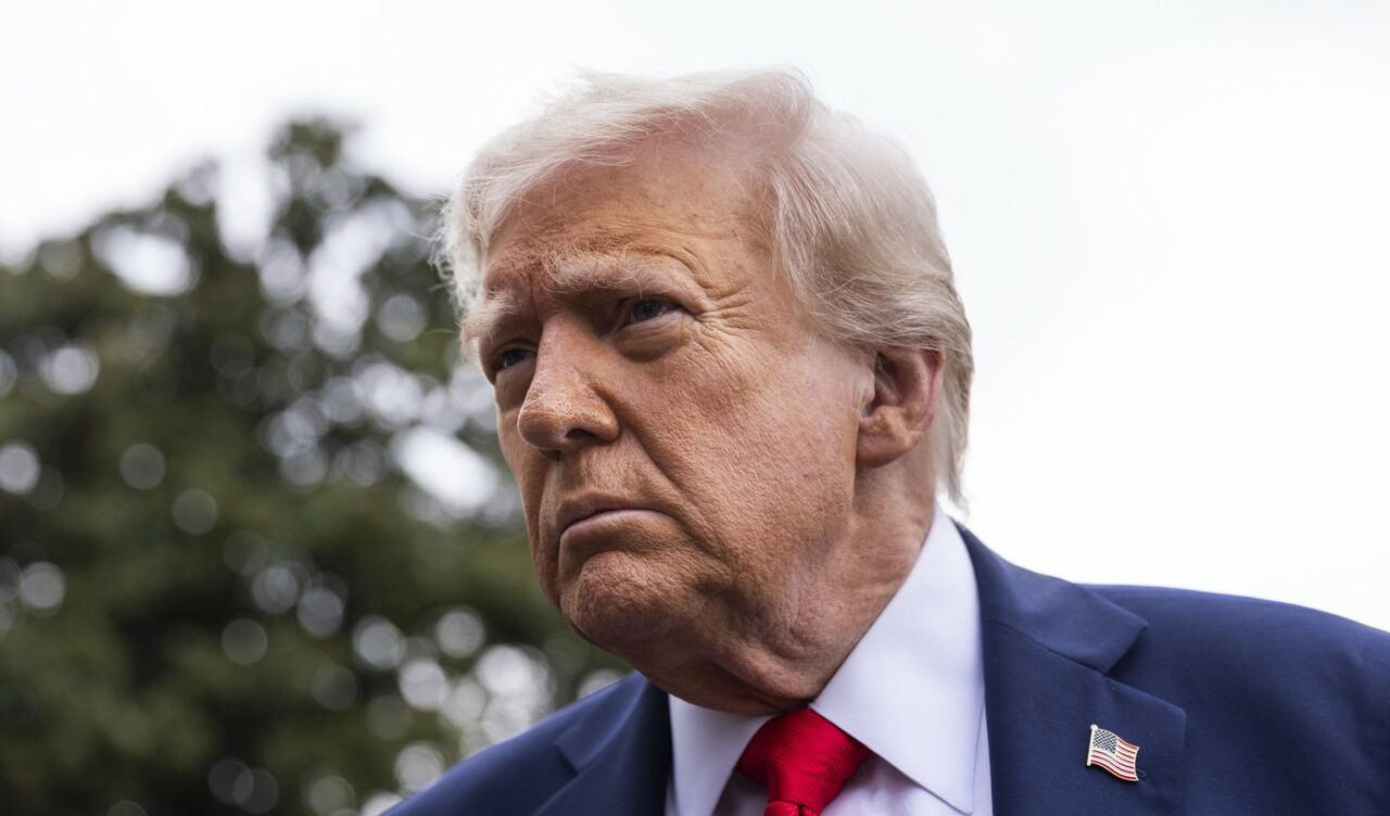 Donald Trump va participa la reuniunea de URGENȚĂ organizată cu comandanți din Armata americană. Ce vor discuta oficialii