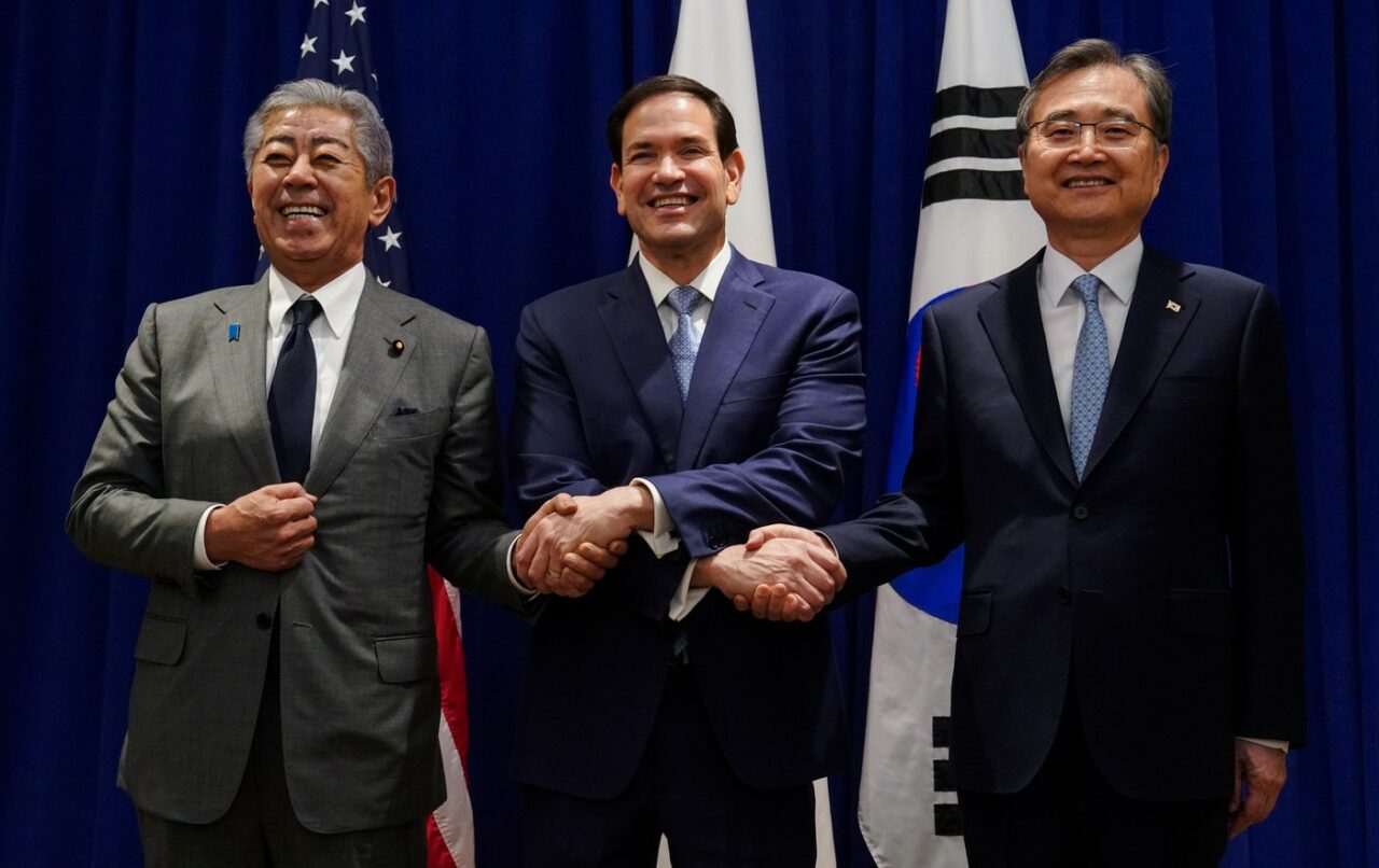 SUA, Japonia și Coreea de Sud se opun programului NUCLEAR nord-coreean/ Cele trei state sunt deschise la negocieri cu Phenianul