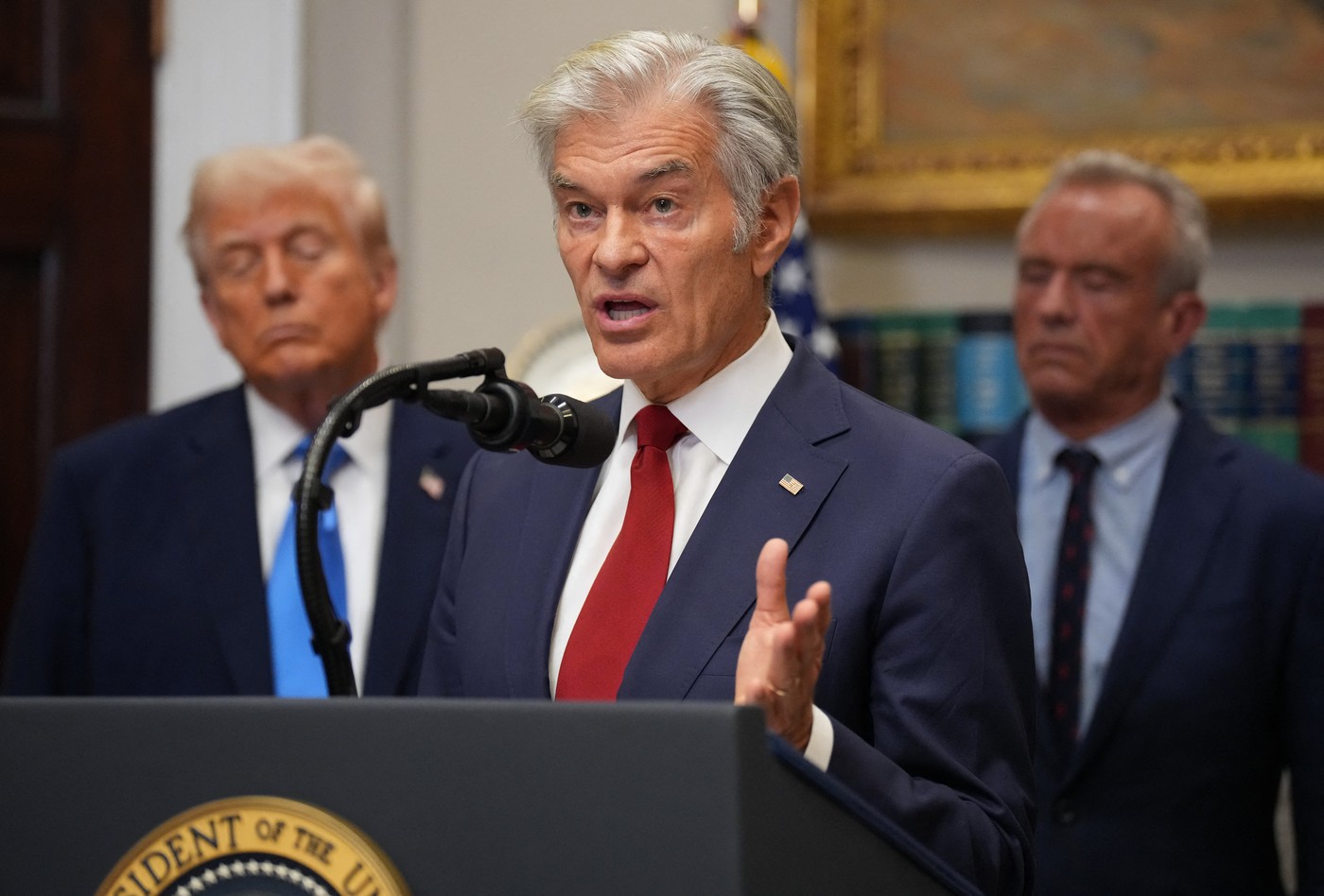 Trump a f&#259;cut un anun&#539; important despre un medicament uzual &#537;i AUTISM /Exper&#539;ii recomand&#259; pruden&#539;&#259;