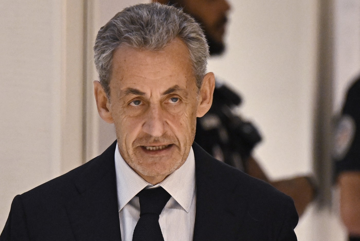Nicolas Sarkozy, vinovat de asociere cu Gaddafi în Paris