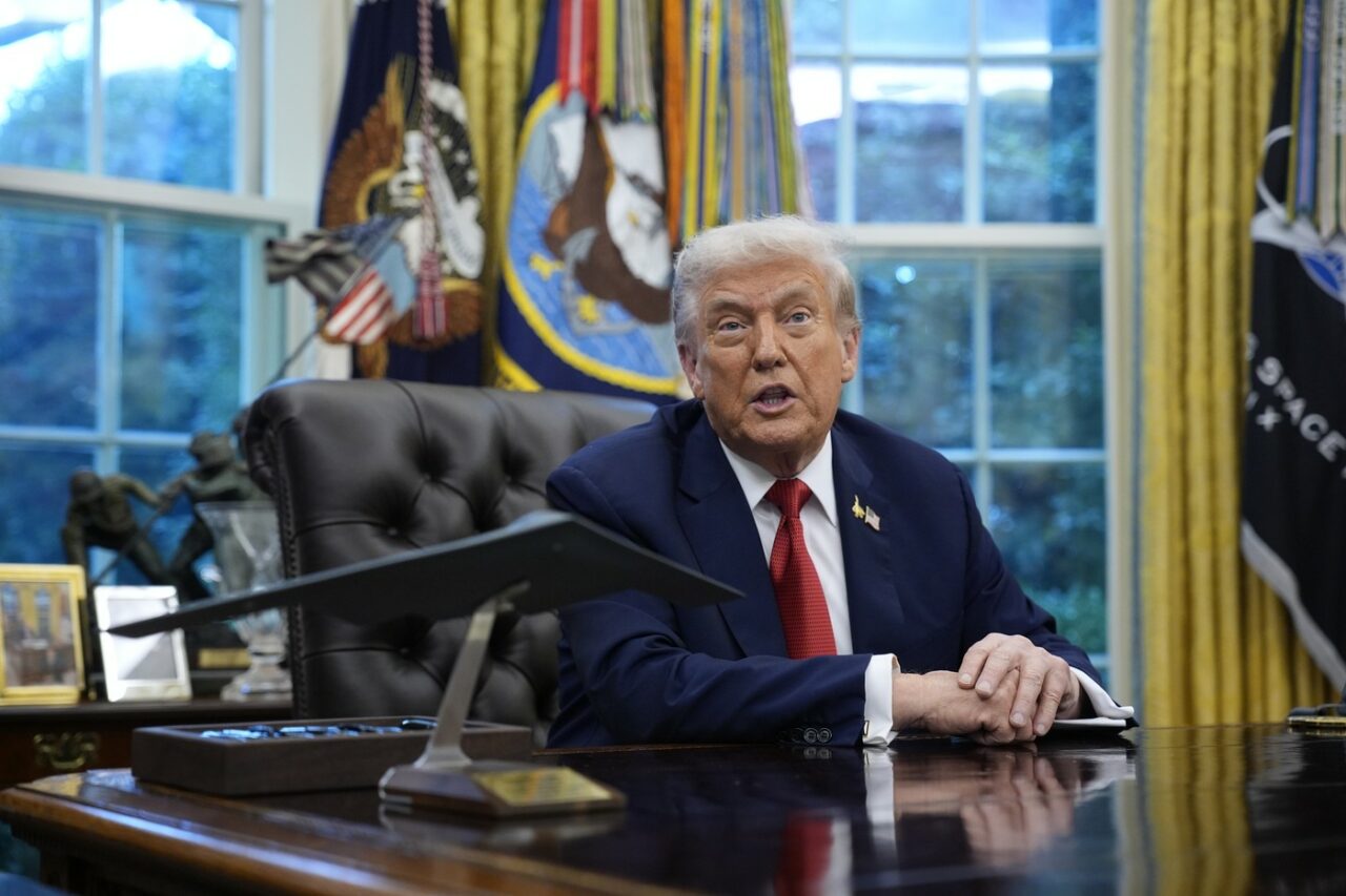 TRUMP insistă ca Japonia și Coreea de Sud să facă investiții „în avans” în proiectele americane/ Seulul se teme de o criză financiară