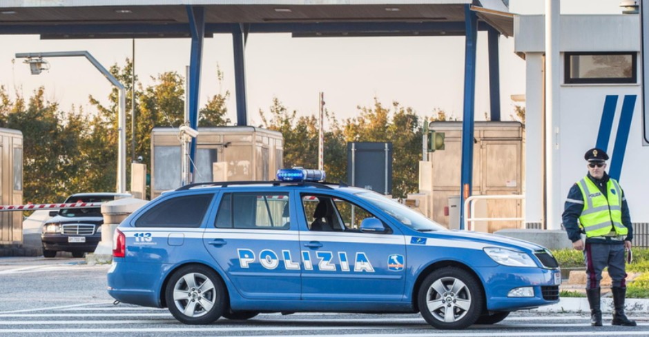 Un român căutat în toată Europa a fost prins în Italia. Câinele acestuia l-a dat de gol, detaliul care a ieșit la iveală