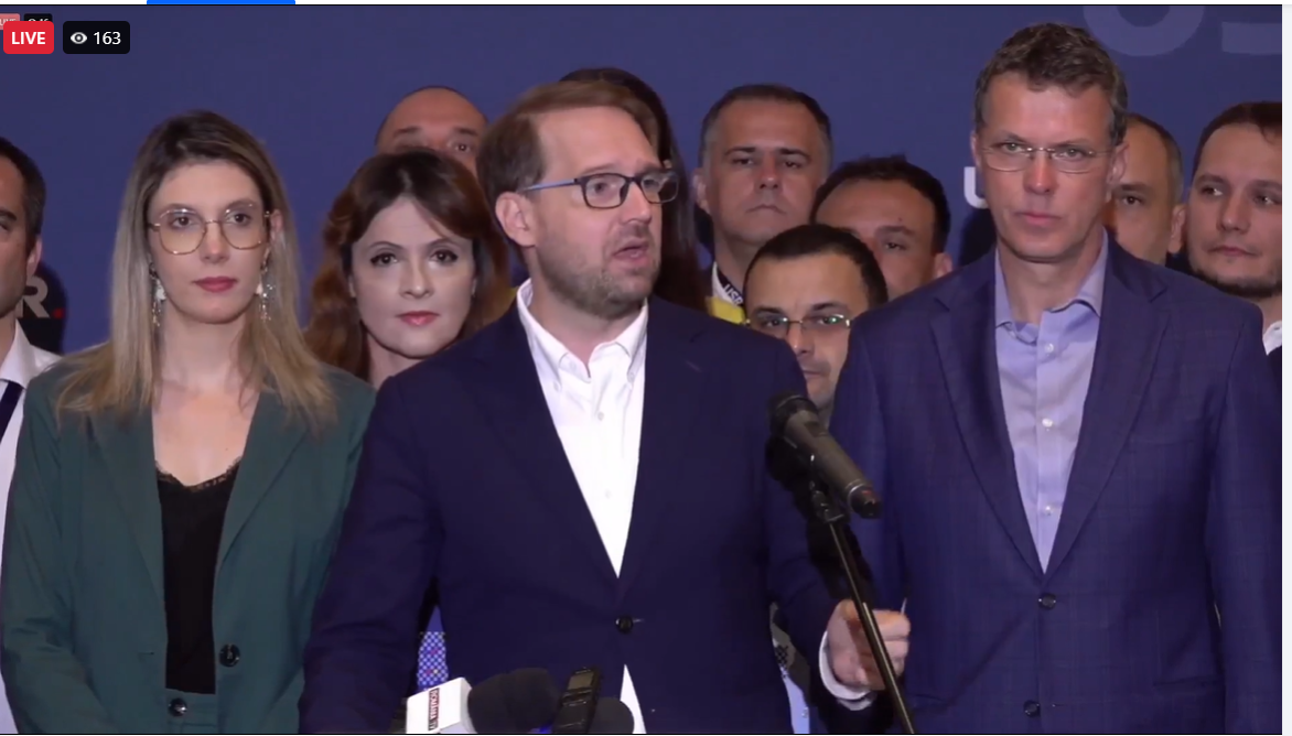 Lichidare și listare. Soluția USR pentru ieșirea din criză. Închideri de companii și listarea la bursă a celor profitabile/FRITZ: Putem să câștigăm 50 de miliarde de lei printr-un astfel de demers