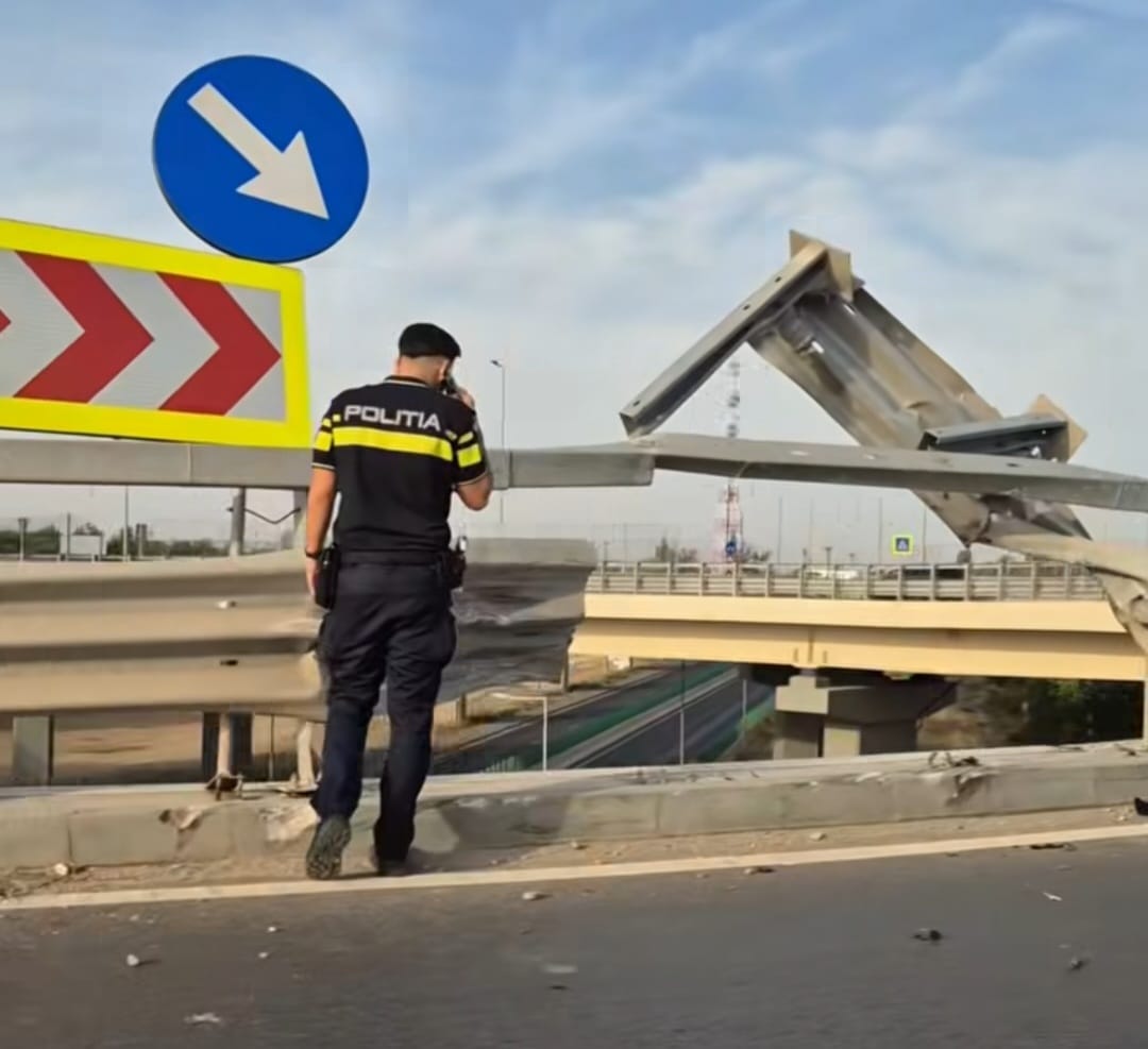 Imagini terifiante pe Șoseaua de Centură. O mașină a căzut de pe pod, a explodat și s-a făcut scrum / Ipoteză șocantă a rudelor șoferului