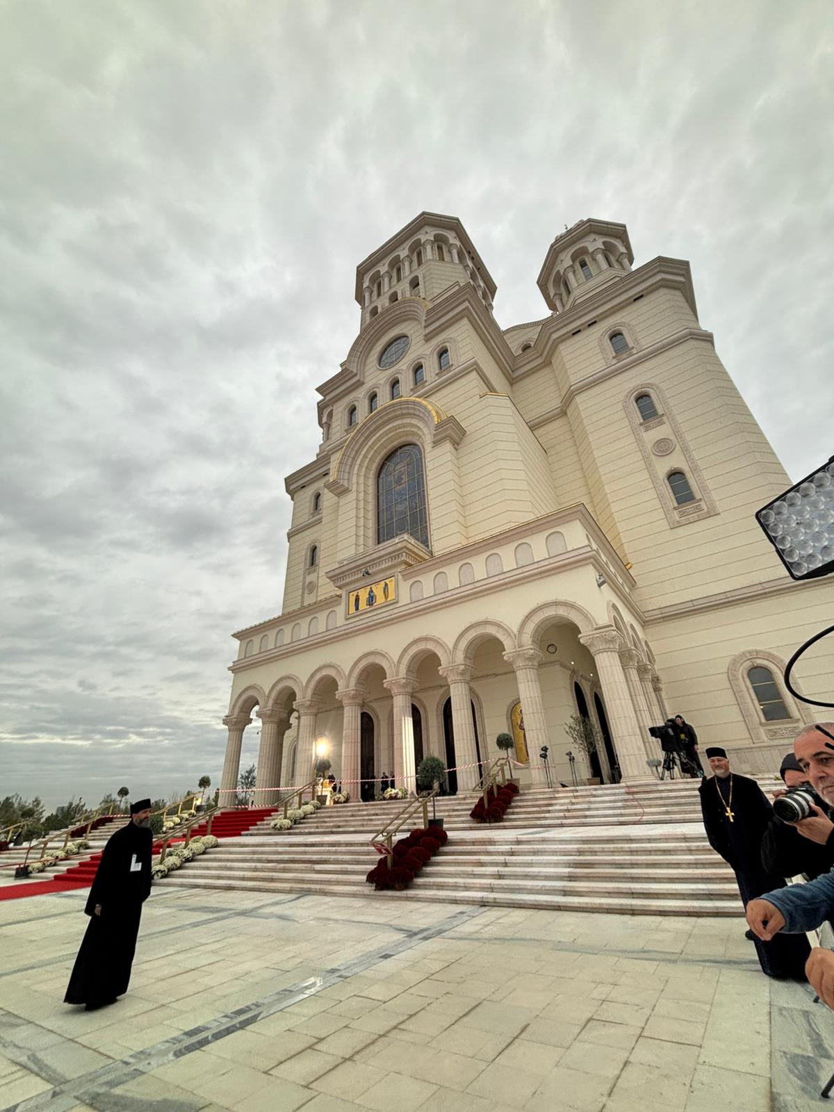 Istoria CATEDRALEI Mântuirii Neamului, de la îndemnul lui Mihai Eminescu la sfințirea lăcașului din 2025