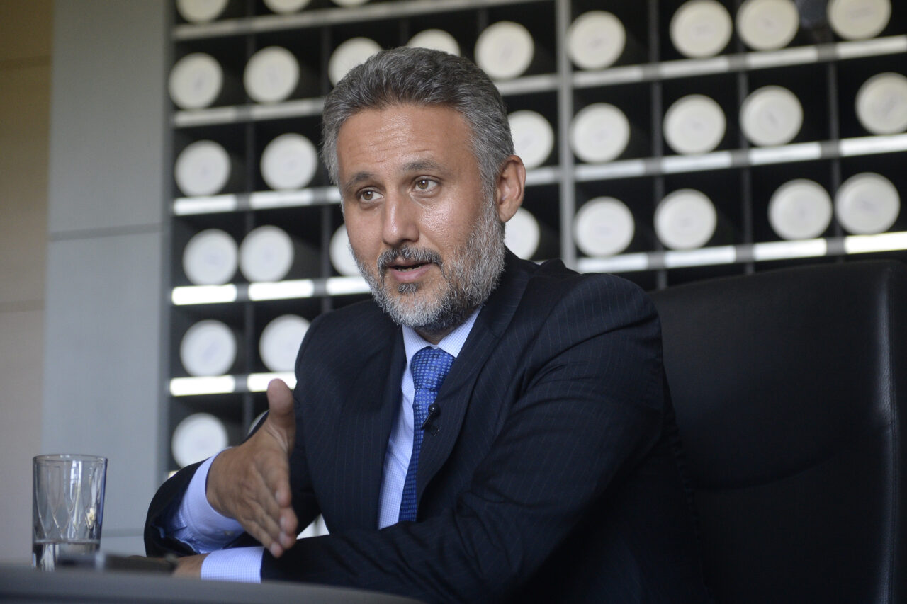 Eleganţă, stil şi rafinament în comunicare, la Cotroceni. Întrebat de ce nu merge la DAVOS, Nicuşor Dan a răspuns: „Nu umblu teleleu prin lume”