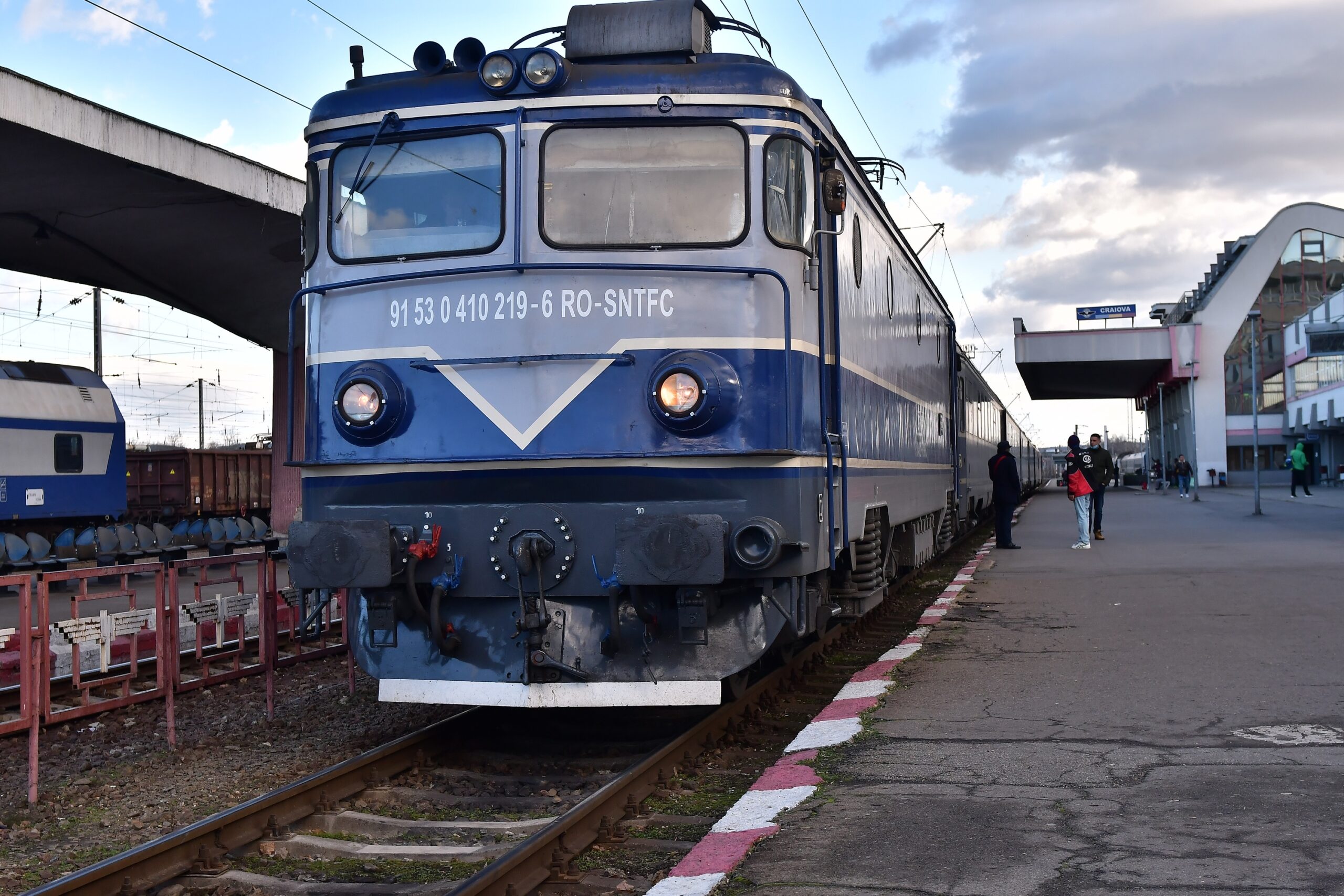 CFR SA suspendă circulația trenurilor din cauza datoriilor
