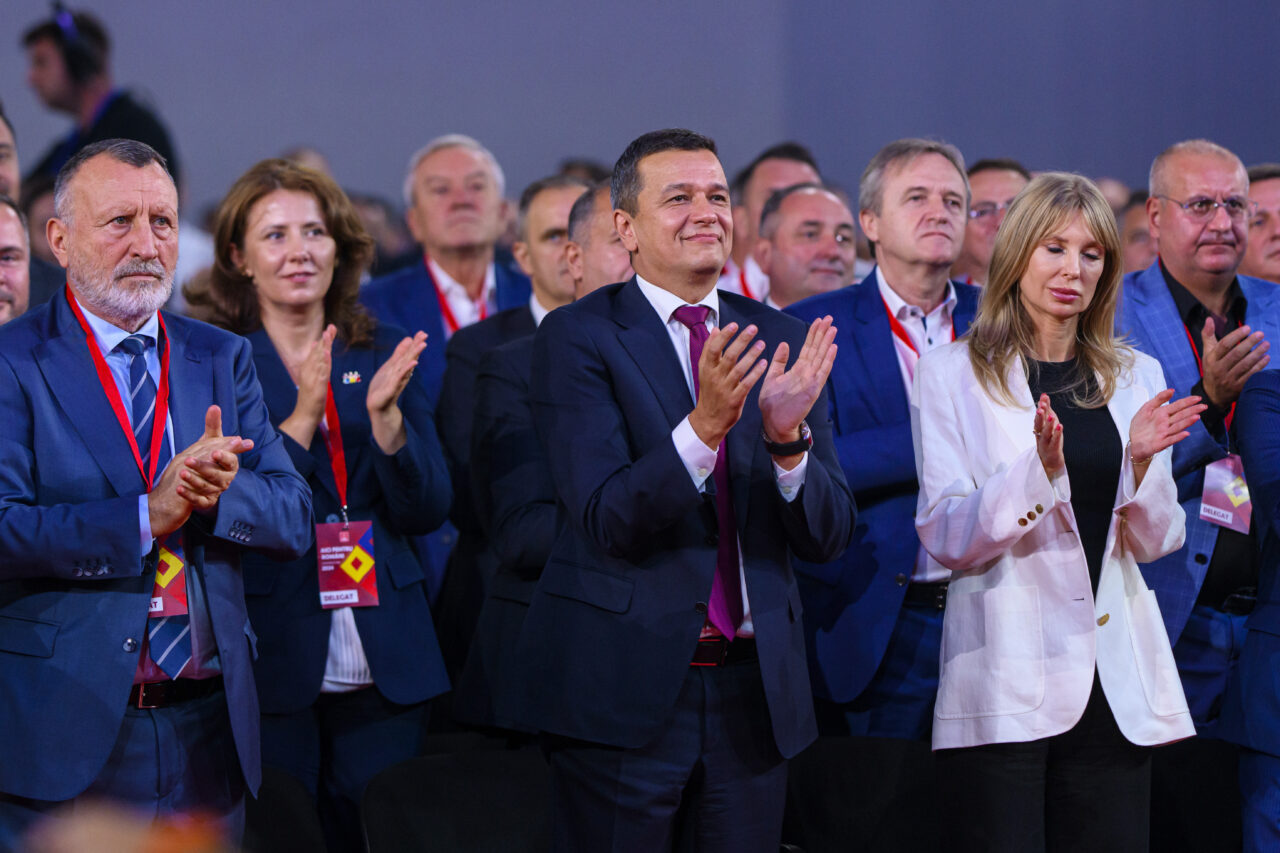 Cum ar putea arăta noua conducere a PSD. Claudiu Manda, favorit în locul lui Stănescu. Ce nume ar putea ocupa cele 4 funcții de prim-vicepreședinte