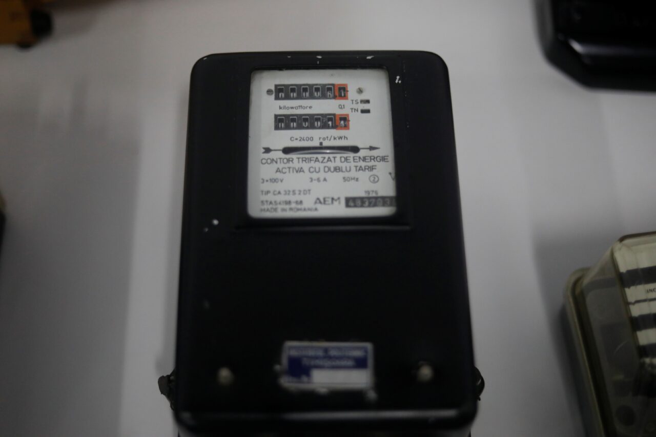 Top 10 cei mai ieftini furnizori de ENERGIE, la trei luni de la liberalizarea pieței