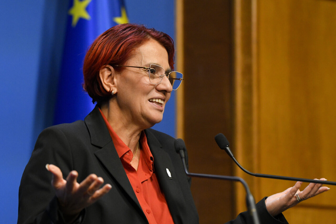 Dogioiu îl apără pe șeful Cancelariei de la Guvern, în scandalul „listelor negre” / „Este o metaforă”