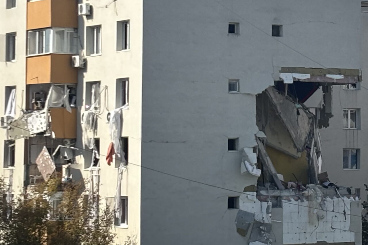 Poliția face PERCHEZIȚII în dosarul exploziei din Rahova. Angajați ai Distrigaz și reprezentanții unei firme private sunt vizați de anchetă