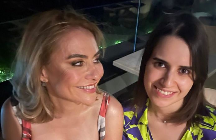 FOTO. Fiica Adinei Buzatu a fost cerută în CĂSĂTORIE. ”Inelul s-a pierdut pe drum”