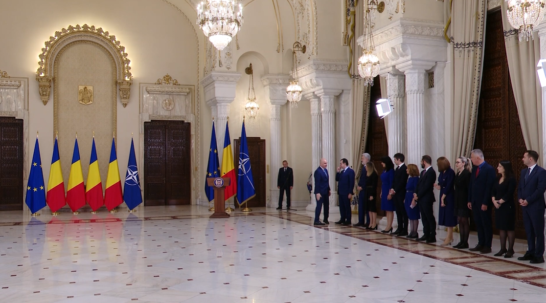 Nicuşor Dan o învesteşte în funcţia de vicepremier pe Oana Gheorghiu