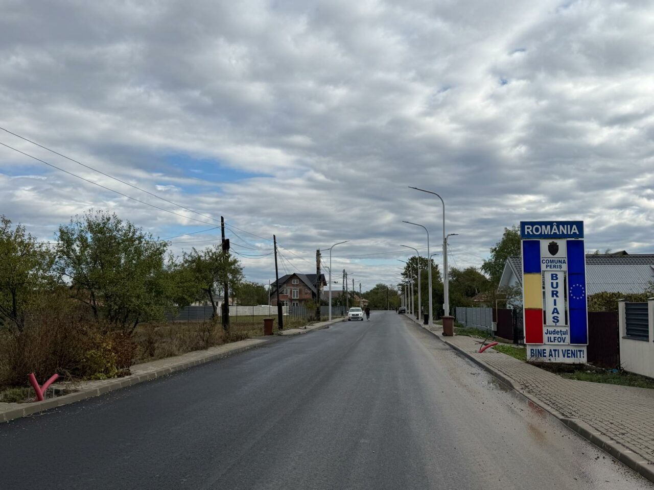 (P) Avansează lucrările pe DJ 179 Periș – Buriaș, pe graniță cu Prahova