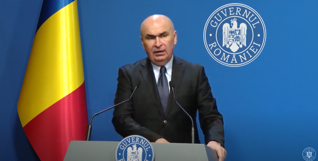 Bolojan, vizibil IRITAT de întrebarea jurnalistei Ancăi Alexandrescu despre absența TRANPARENȚEI. Reacția sfidătoare a premierului: „Vă rog”