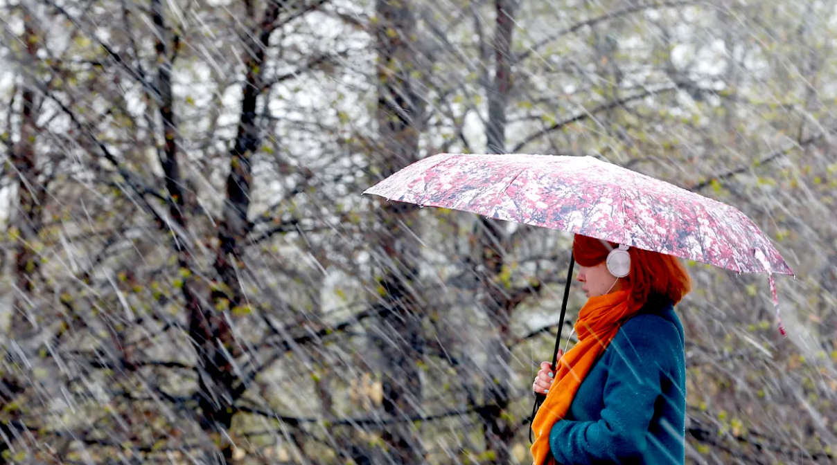 Meteorologii spun să ne îmbrăcăm mai gros. ANM, informații de ultimă oră pentru Gândul: „Vremea va deveni rece pentru această perioadă”