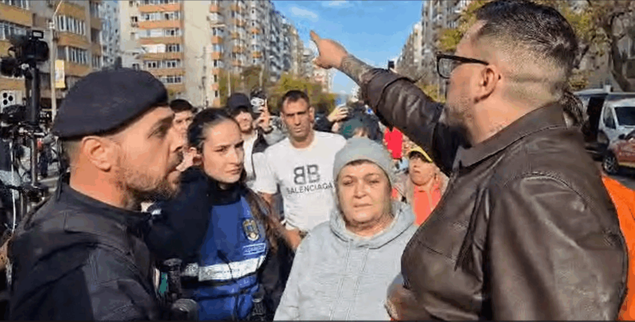 SCANDAL de proporții după explozia din Rahova. Influencerul Makaveli a fost luat cu forța de jandarmi: „Criminalii”