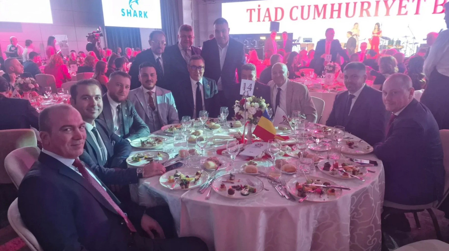 Suveraniștii oferă sprijin Guvernului Bolojan
