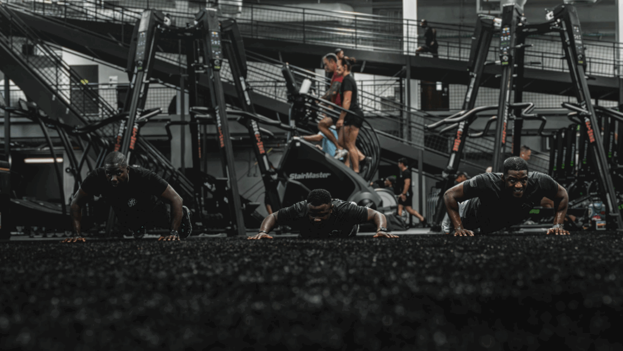 Trump își face „trupe“ interne, în lupta cu protestatarii democraților: Pentagonul dislocă 20.000 de luptători. Când vor fi gata să iasă pe străzi