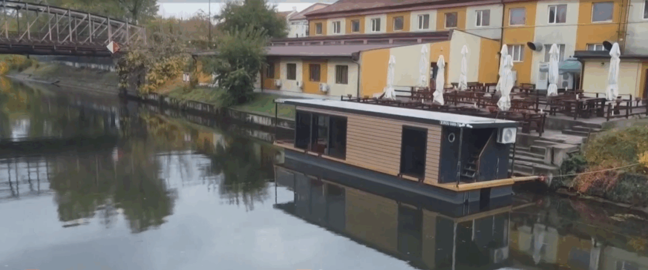 CAZĂRI ieșite din tipar: Românii preferă mai degrabă cazări inedite cu priveliște la natură, în ciuda hotelurilor