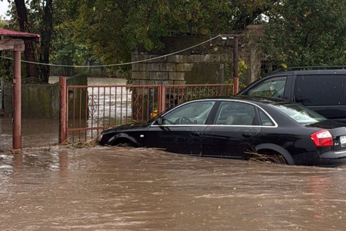 Ciclonul Barbara a făcut RAVAGII în 22 de județe România. 110 localități afectate, sute de case indundate și mii de oameni lăsați fără curent electric