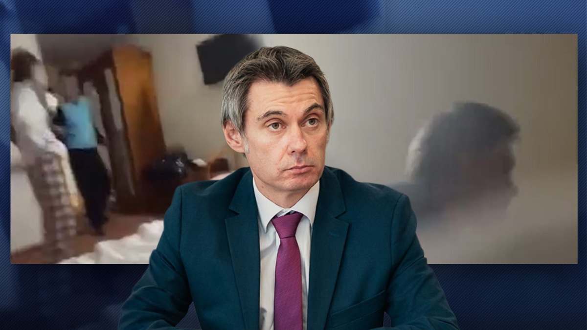 Un consilier USR a ameninţat cu bătaia mai mulți copii, într-o cameră de hotel. Ulterior și-a cerut scuze pe Facebook